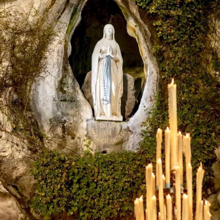 Lourdes2