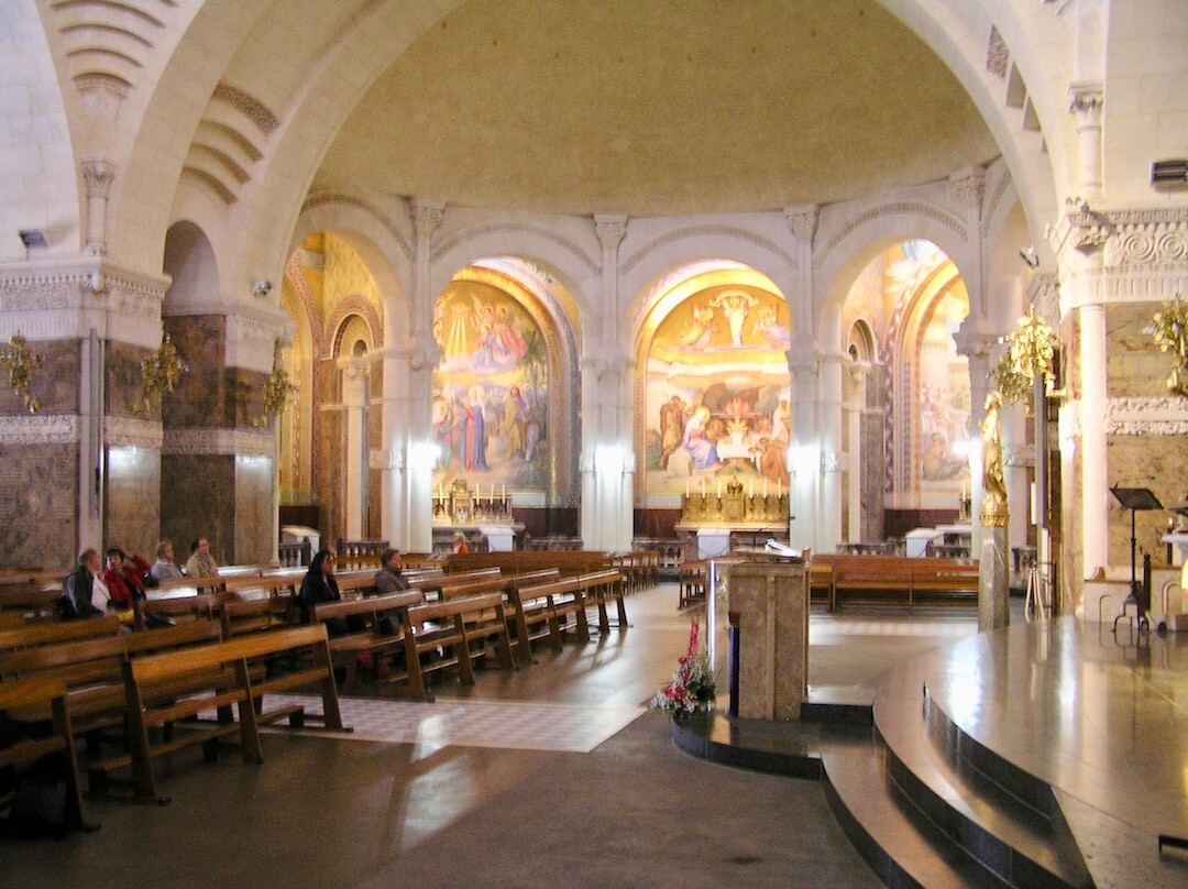 Lourdes3