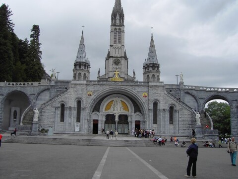 Lourdes55